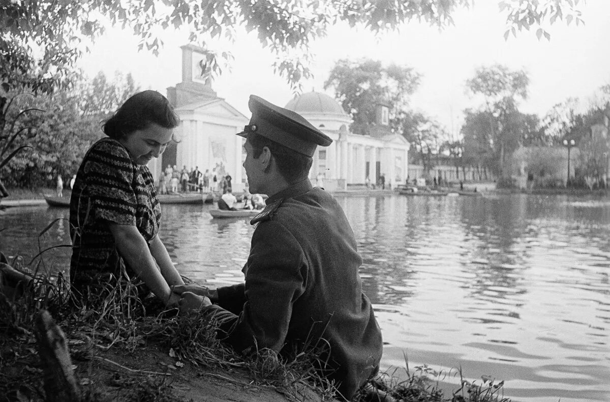 Сокольники 1950 года. Фотокарточки довоенные. Довоенное время. Советское ретро.