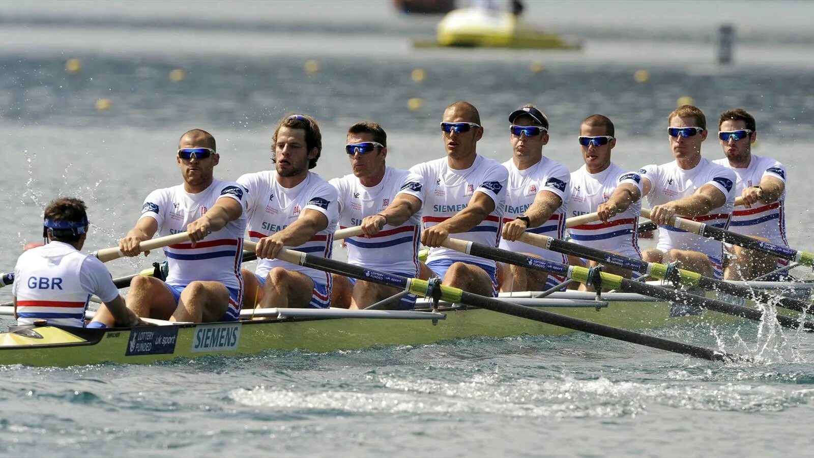 In werner s rowing boat. Гребля в австралии. австралийские гребчихи. академическая гребля лодка. rowing team.