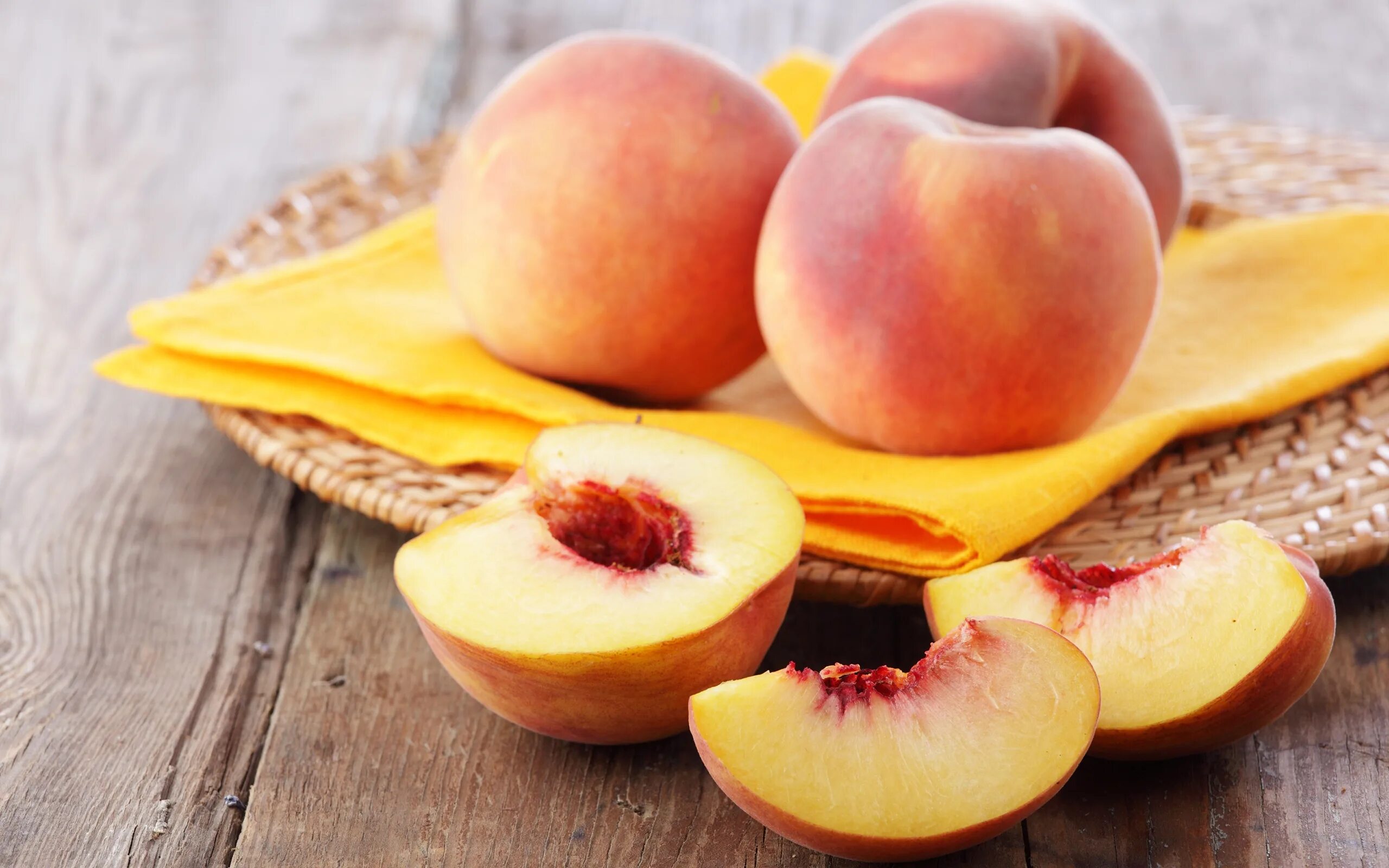 Аромат персика. Нектарин белый. Долька персика. Juicy peach. Juicy peach.