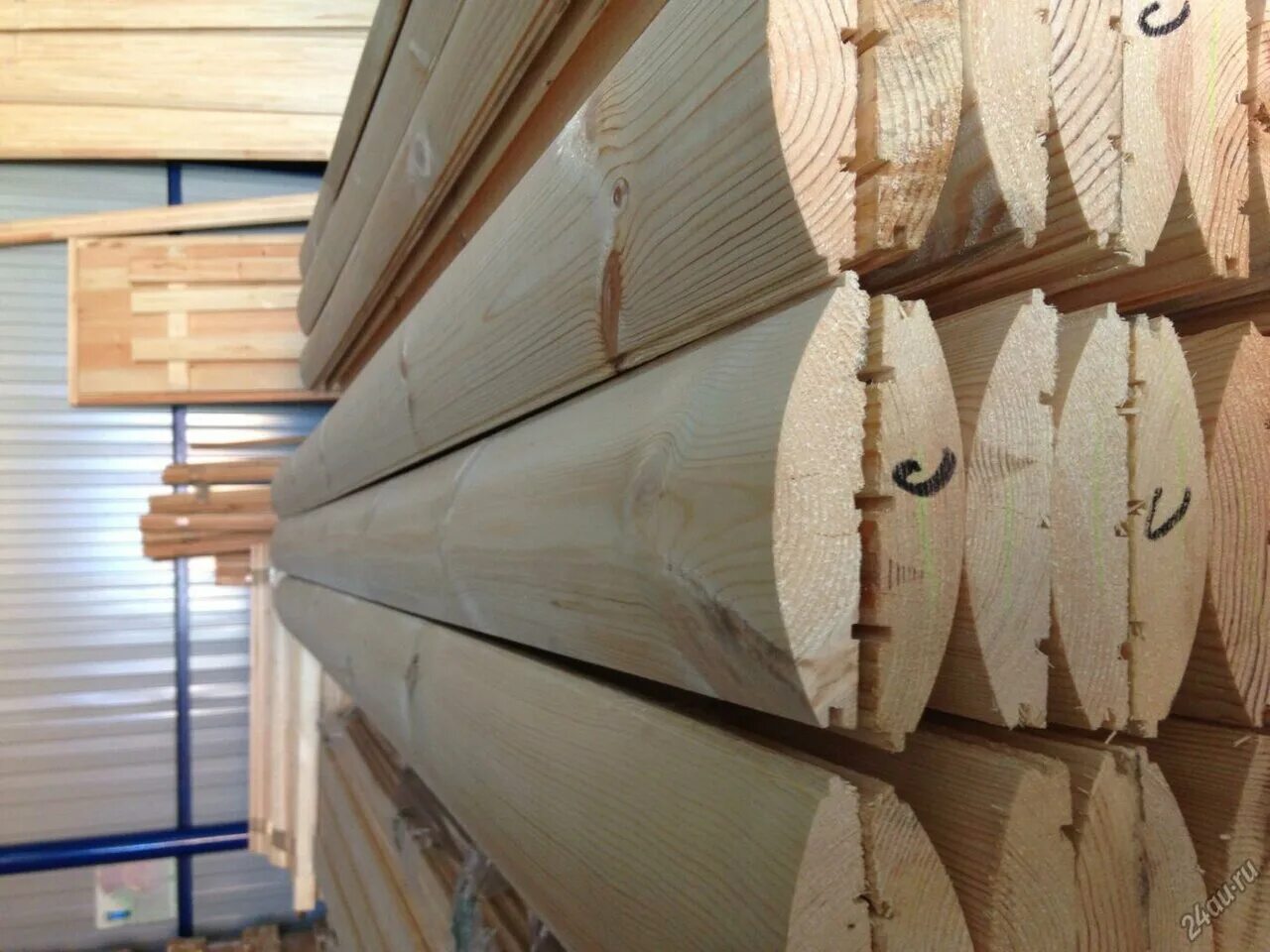 блок хаус из лиственницы. блок хаус имитация бревна. блок хаус 28х135 размер. блок хаус 45х240х6000. блок хаус лиственница.