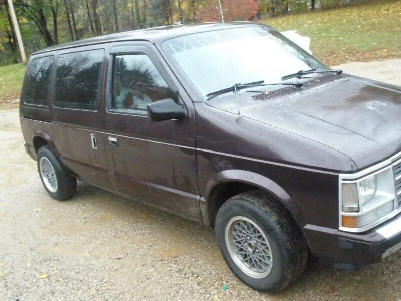 Второй караван. Dodge Caravan 2. Додж Караван 1988. Додж Караван 1990. Додж Караван 1988 года.