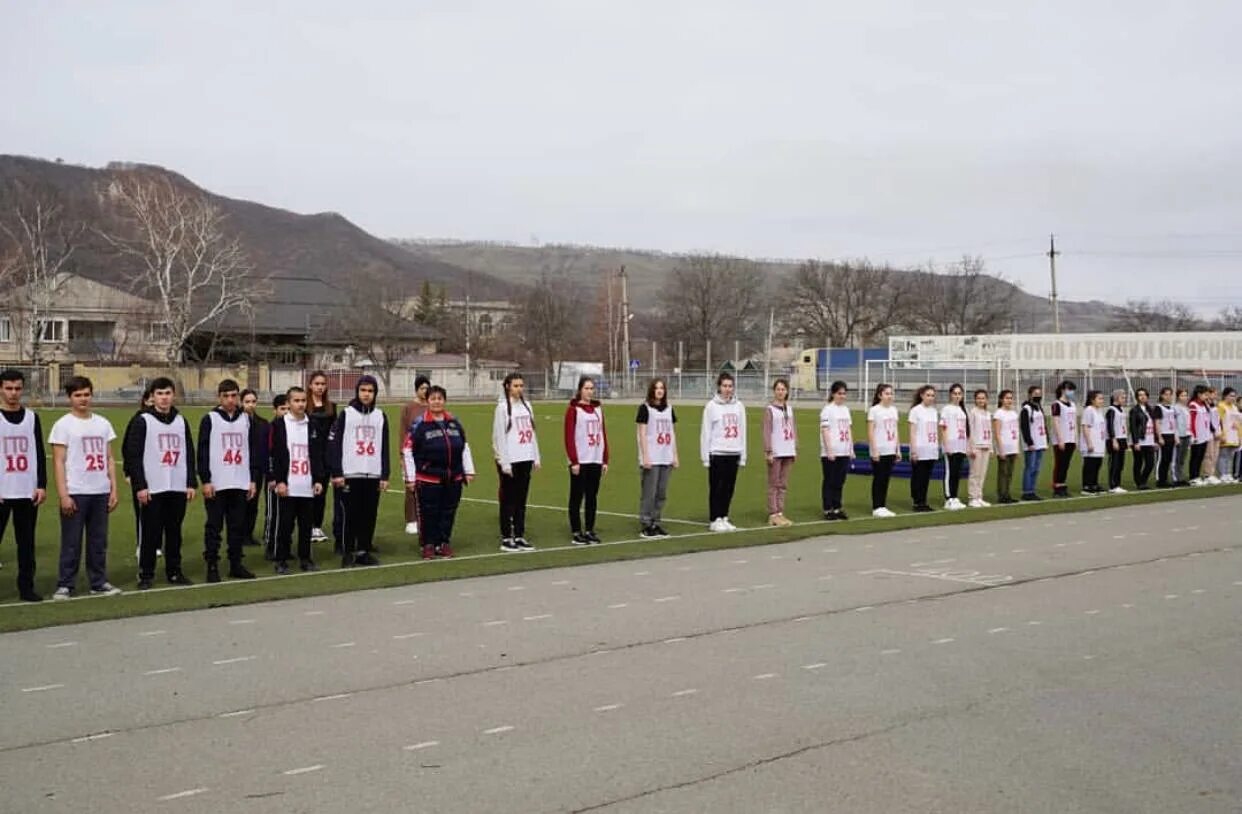Город усть-джегута карачаево-черкесская республика. Усть-джегута. Усть джегута зимой. Елка усть джегута. Погода на завтра в усть джегуте.