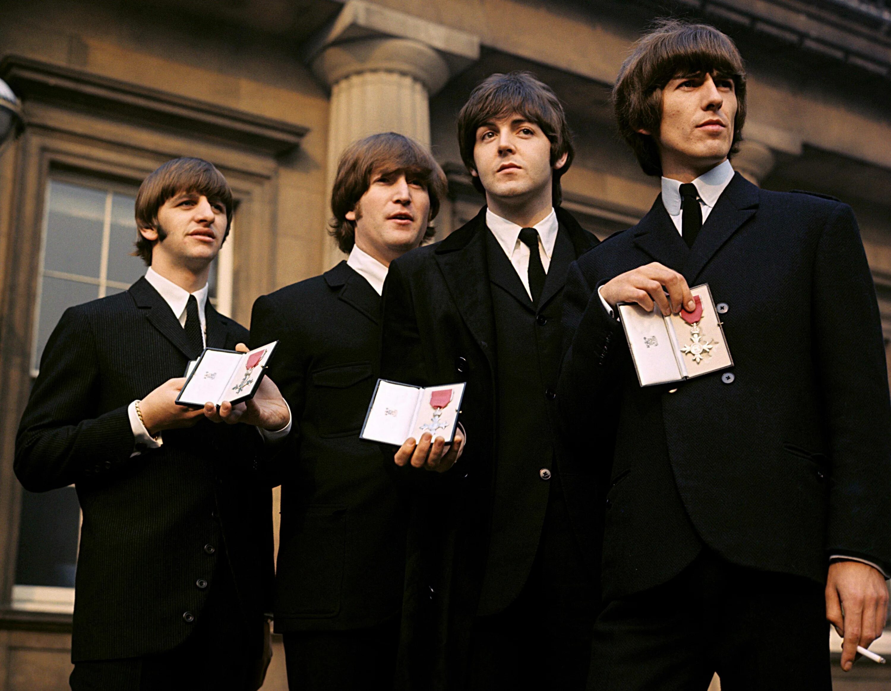 Битлз самое популярное слушать. Группа the beatles. .битлз группа битлз. группа битлз фото. the beatles сейчас.