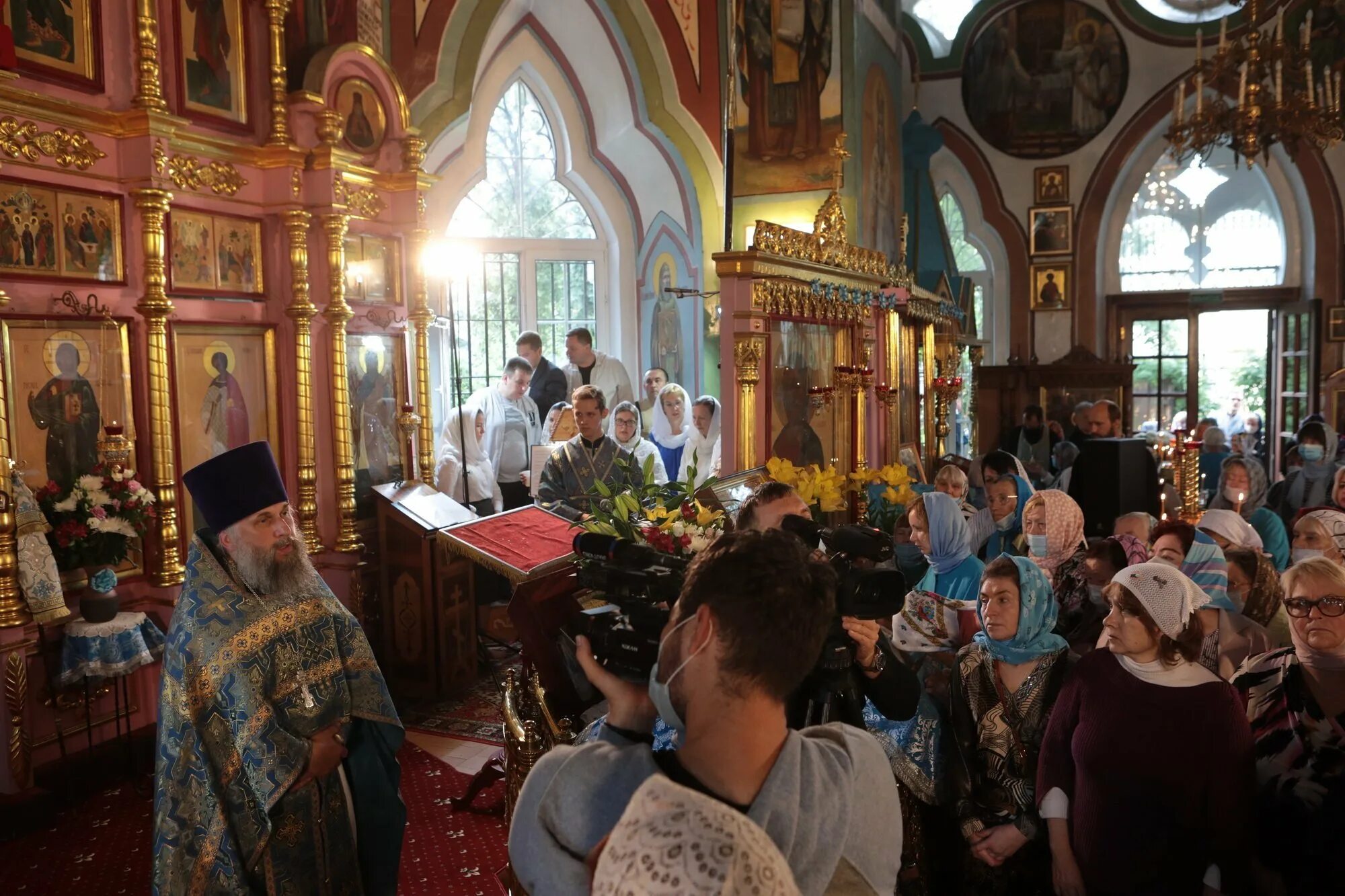 Смоленский храм ивантеевка. Храм смоленской иконы богородицы в ивантеевке. Смоленский храм ивантеевка 1990. Смоленский храм ивантеевка пономари. Храм ивантеевка сайт.