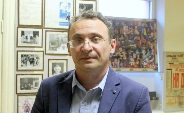 Олег Михайлов, сучасний український драматург, ставить діагноз суспільству - "Ум