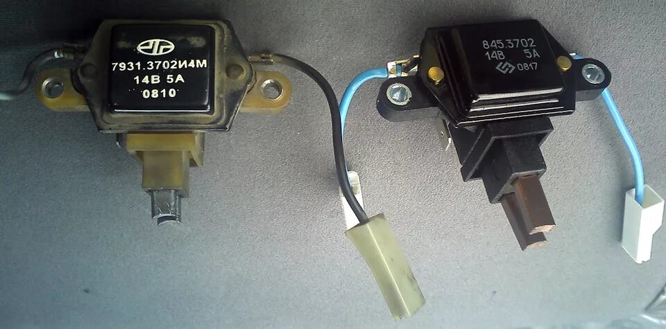 устройство регулятора напряжения. схема включения регулятора напряжения срн-7у-3. устройство регулятора напряжения. реле регулятора генератора принцип работы и устройство. элементы регуляторов напряжения.