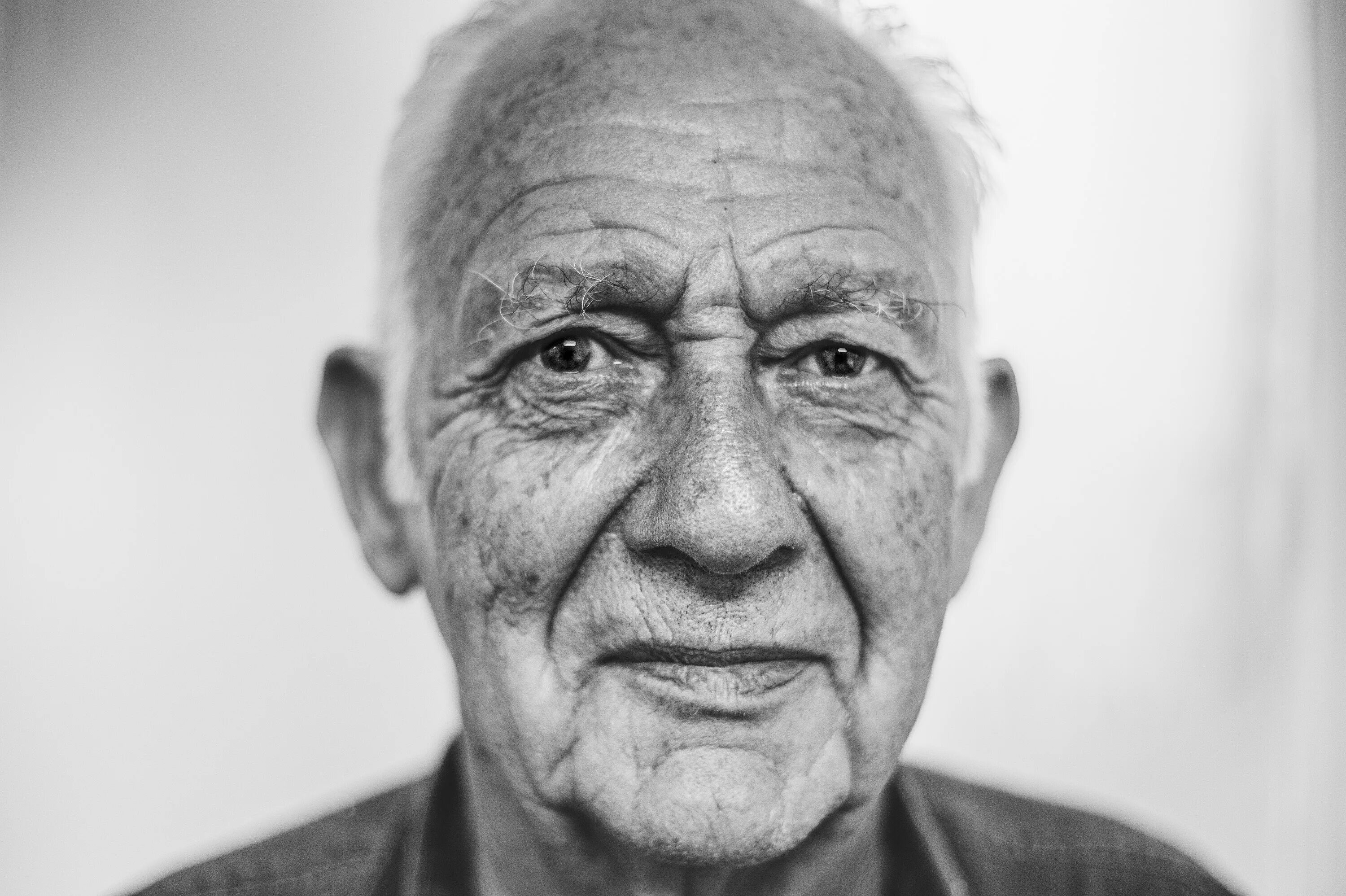 Old man face. Фотопортрет старика. Портрет старого человека. Портреты пожилых людей. Портрет пожилого человека.