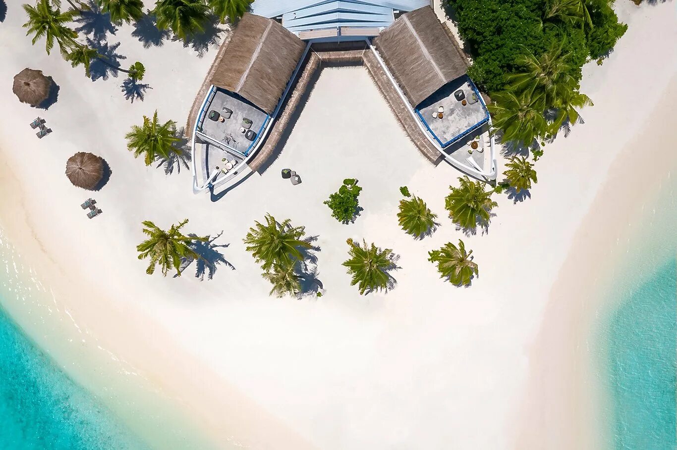 Поставь island. Rahaa Resort 4 Мальдивы. Острова Атолл Лааму. Атолл Лааму Мальдивские. Laamu Atoll, Атолл Лааму.