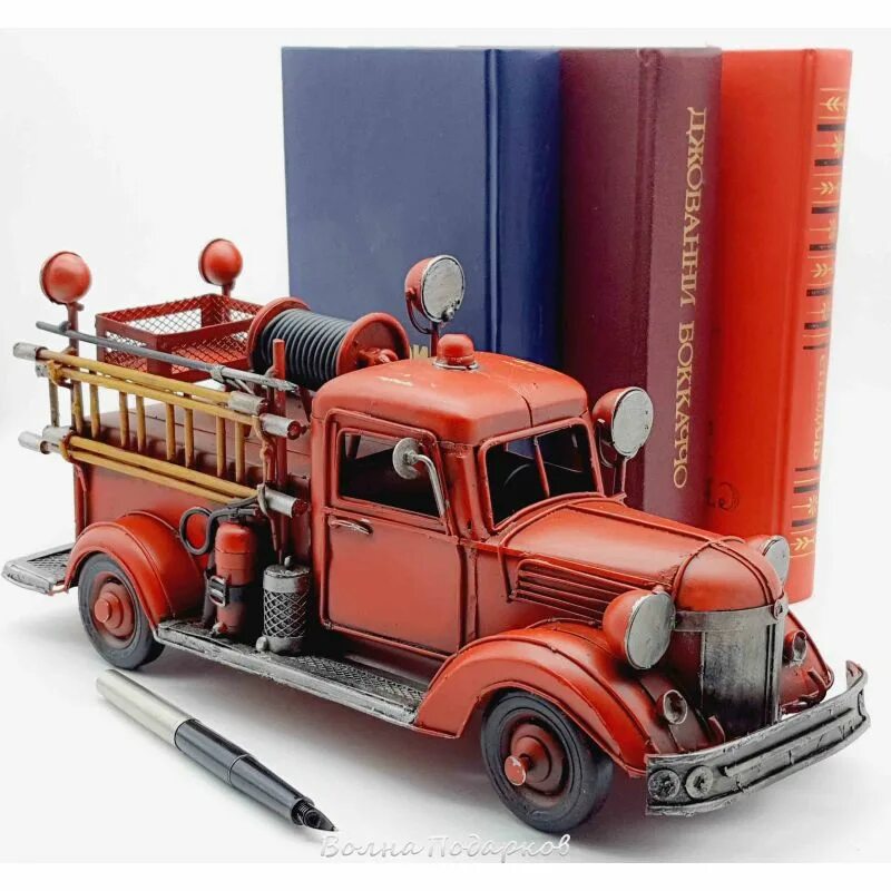 Модель пожарной машины Rd-1304-a-5890. Моделька пожарной машины. Модель ретро автомобиля пожарная машина. Металлические модели пожарных автомобилей.