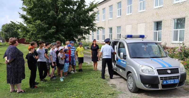 Полиция сотрудники Майнский район. УМВД Ульяновской области. МО МВД Майнский район Ульяновская область. Прокуратура Майнского района Ульяновской области. Явка в ульяновской области