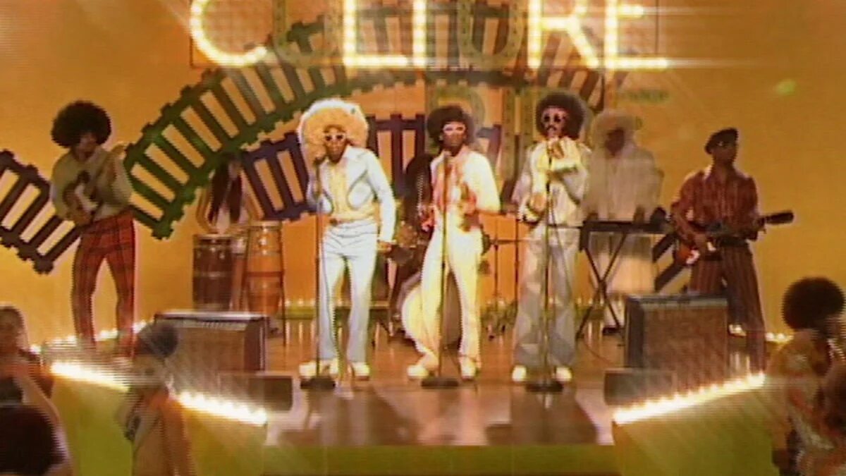 The name is talk it. Migos walk it talk it. migos, drake - walk it talk it. walk it talk it ft. drake (audio) migos. walk it talk t slowed instrumental.