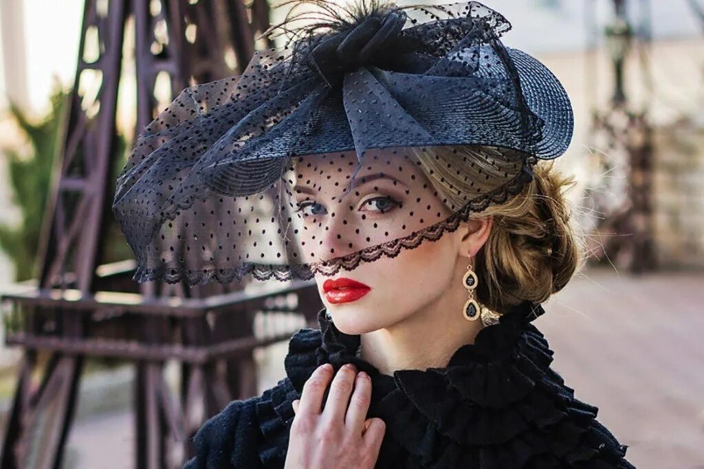 Леди вуаль. Женщина в вуали. Шляпа с вуалью. Женщина в вуали. Шикарные шляпки.