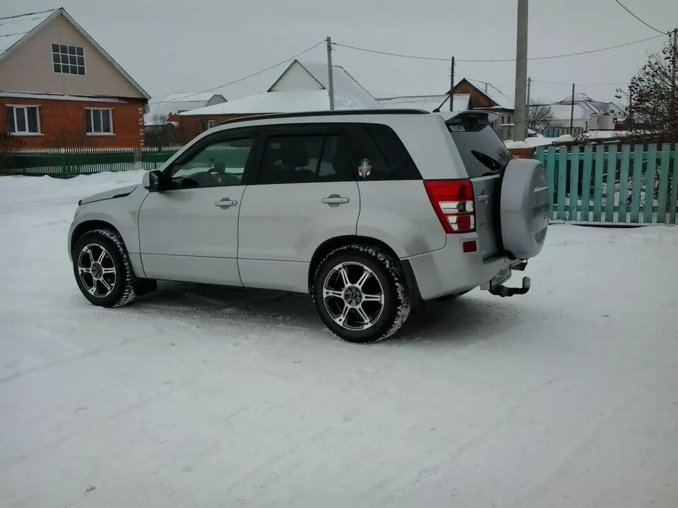 Гранд витара колеса купить. Сузуки Гранд Витара r20. Гранд Витара r18. Suzuki Grand Vitara r19. Диски Гранд Витара.