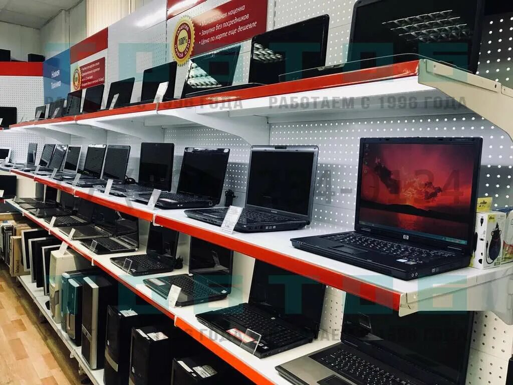 Магазин компьютеров. Pc компьютер магазин. Компьютерный магазин. Магазин компьютеров компьютеры. Магазин компьютерной техник.