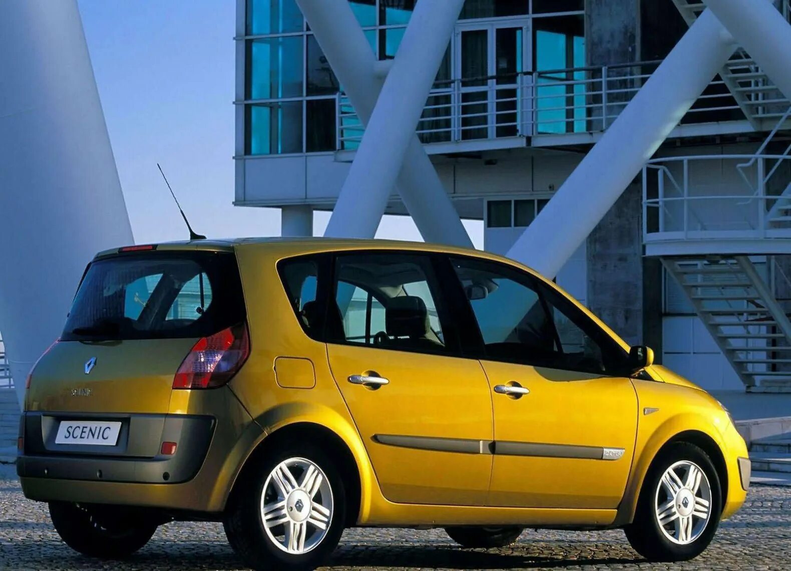 Renault scenic 2003. Renault Scenic 2. Рено Сценик 2 2003. Меган Сценик 2.