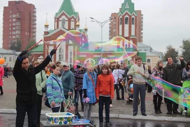 Население глазова 2025. День города глазов 2025. население глазова 2025. город глазова население. население города глазов.