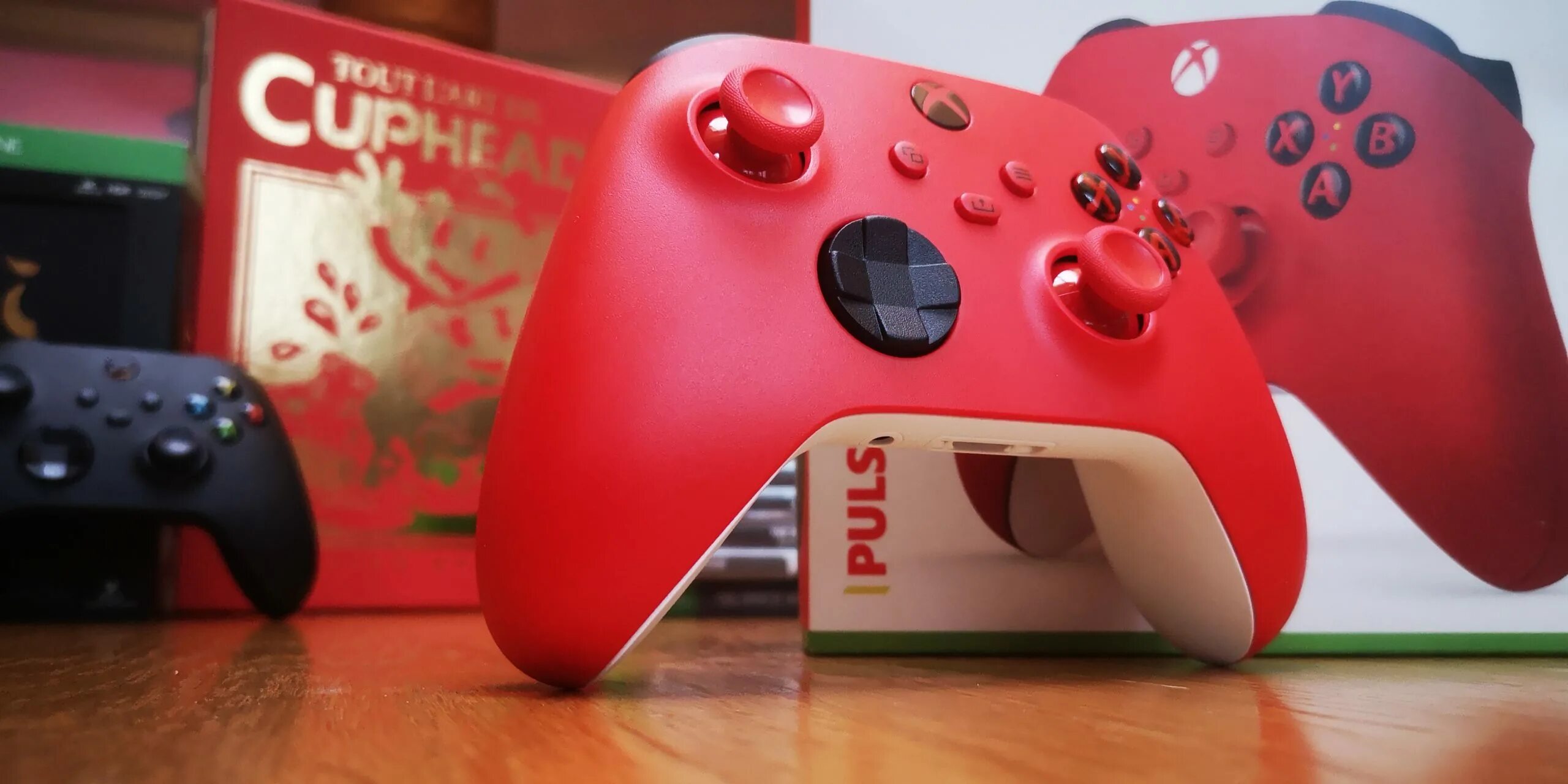 Xbox series red. Геймпад xbox pulse red. геймпад xbox series x red. джойстик хбокс сериес s красный. геймпад microsoft xbox series x s wireless controller pulse red.