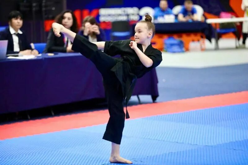 выступил на турнире. выступил на турнире. гребля индор макет.