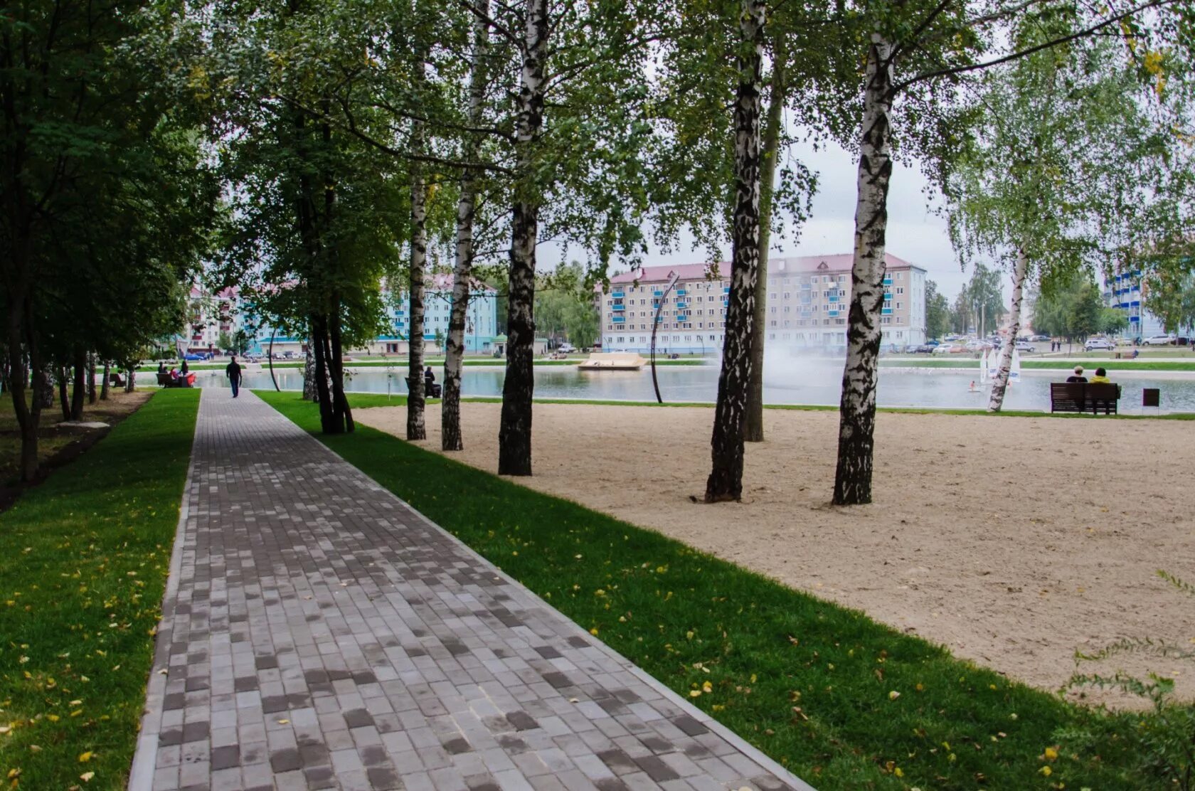 Зеленодольск парк. Парк дк родина зеленодольск. Альметьевск набережные городской парк. Парк победы зеленодольск аллея славы. Дк родина зеленодольск.