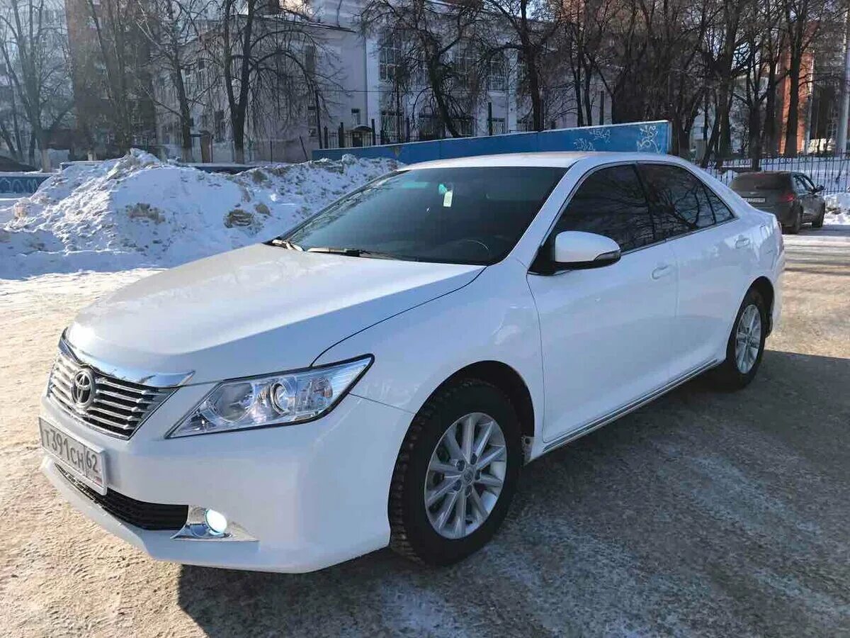 Лучший кузов камри. Toyota Camry 50 2013. Тойота Camry 2013. Тойота Камри 2013 года белая. Camry 2.5 2013.