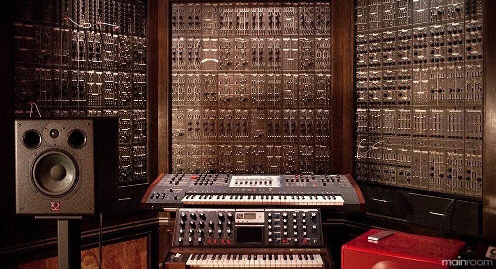 Synth palace