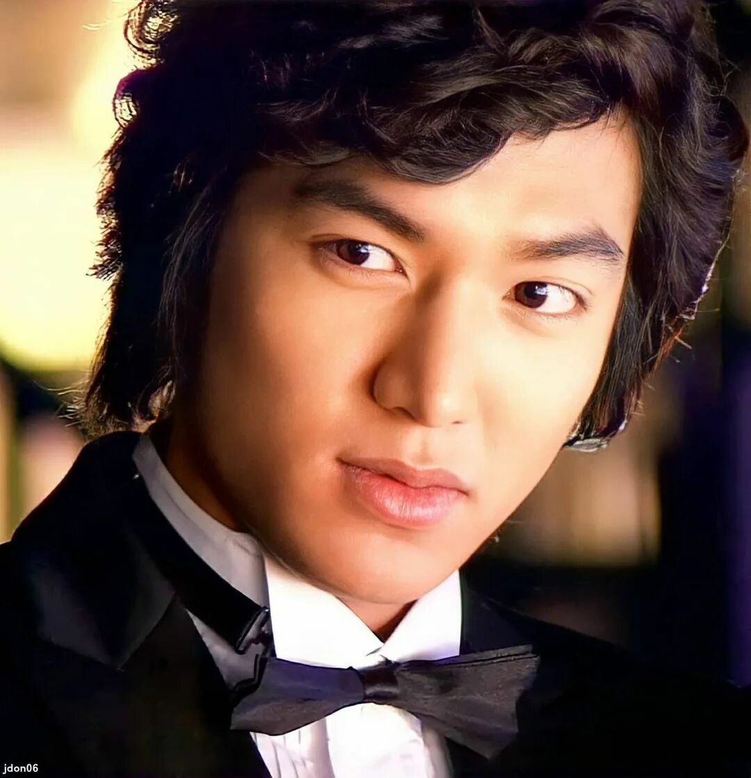 Boys over flowers дорама тайланд. F4 мальчики краше цветов. Цветок после ягодок тайская. Ли мин хо цветочки после ягодок. Цветочки после ягодок (2009) дорама.