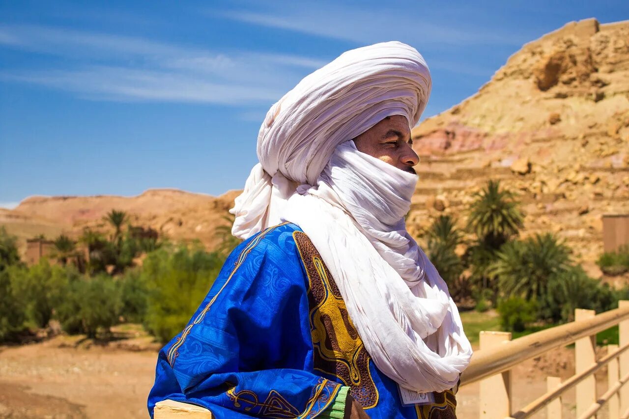 Верхняя одежда бедуинов 6 букв. Бедуины Марокко. Бедуины Аравийского полуострова. Бедуины Саудовской Аравии. Бедуины в Египте.