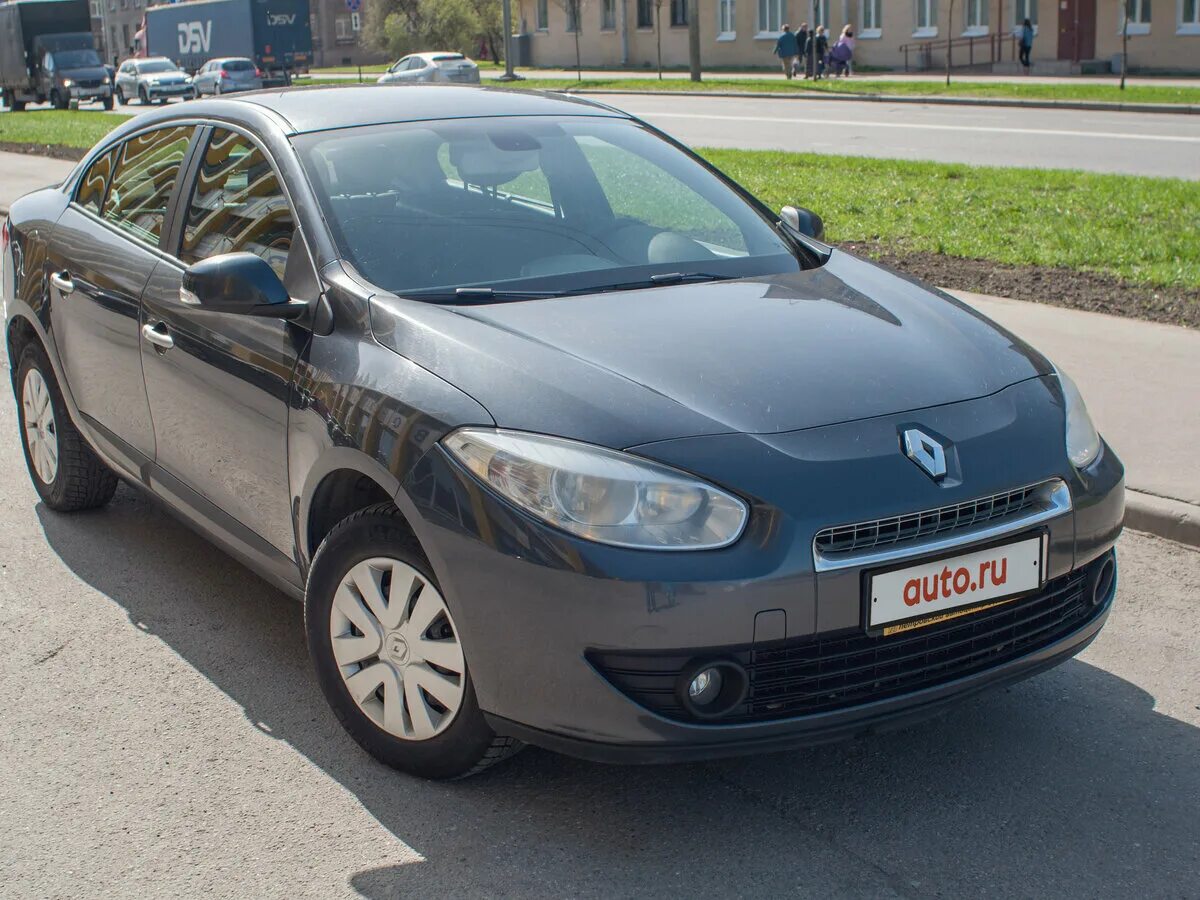 Renault fluence 1.6. Renault Fluence 2011. Renault Fluence 1.6 МТ, 2011,. Рено Флюенс 2011 серый. Рено Флюенс седан 2011.