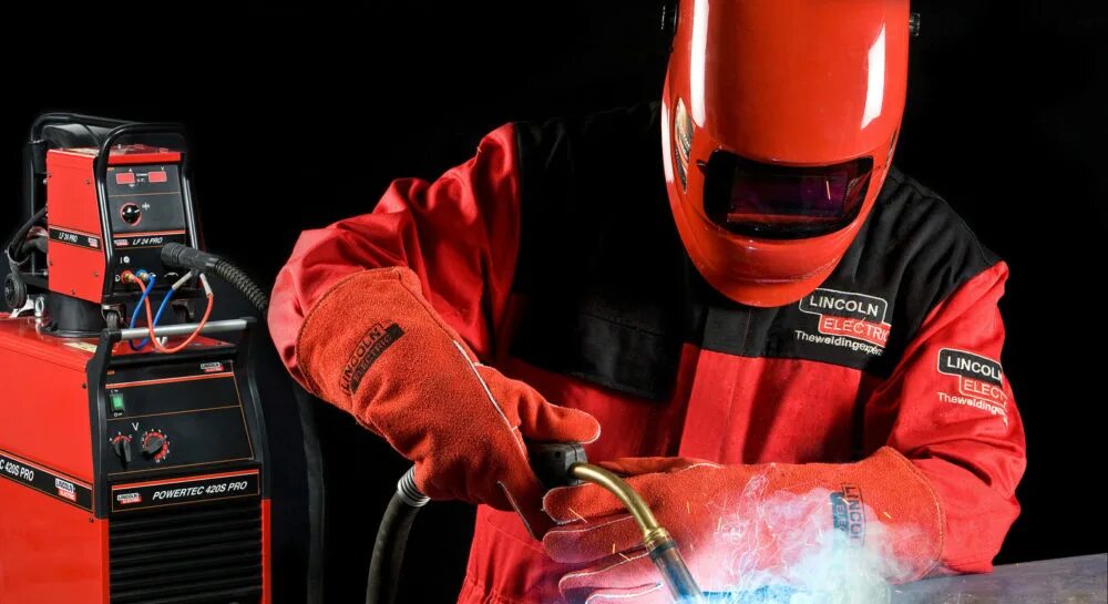 Обучение на сварщика полуавтомат. Сварочные полуавтоматы welding welder. сварщик миг маг. сварщик на полуавтомат. полуавтоматическая сварка.