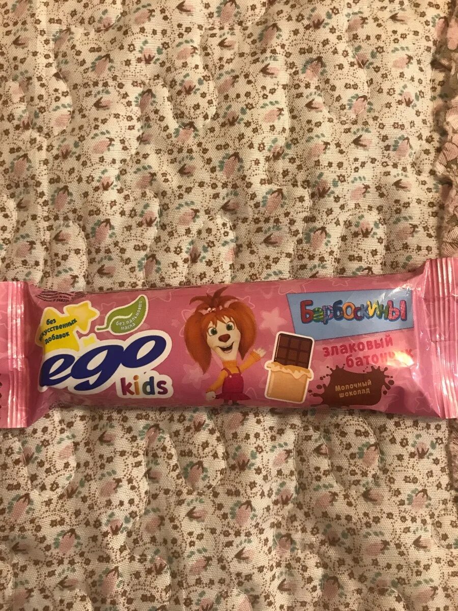 Leo kids батончик. Батончик ego kids. Батончики кидс. Мёте kids злаковый батончик. Батончик злаковый ego kids клубничный десерт.