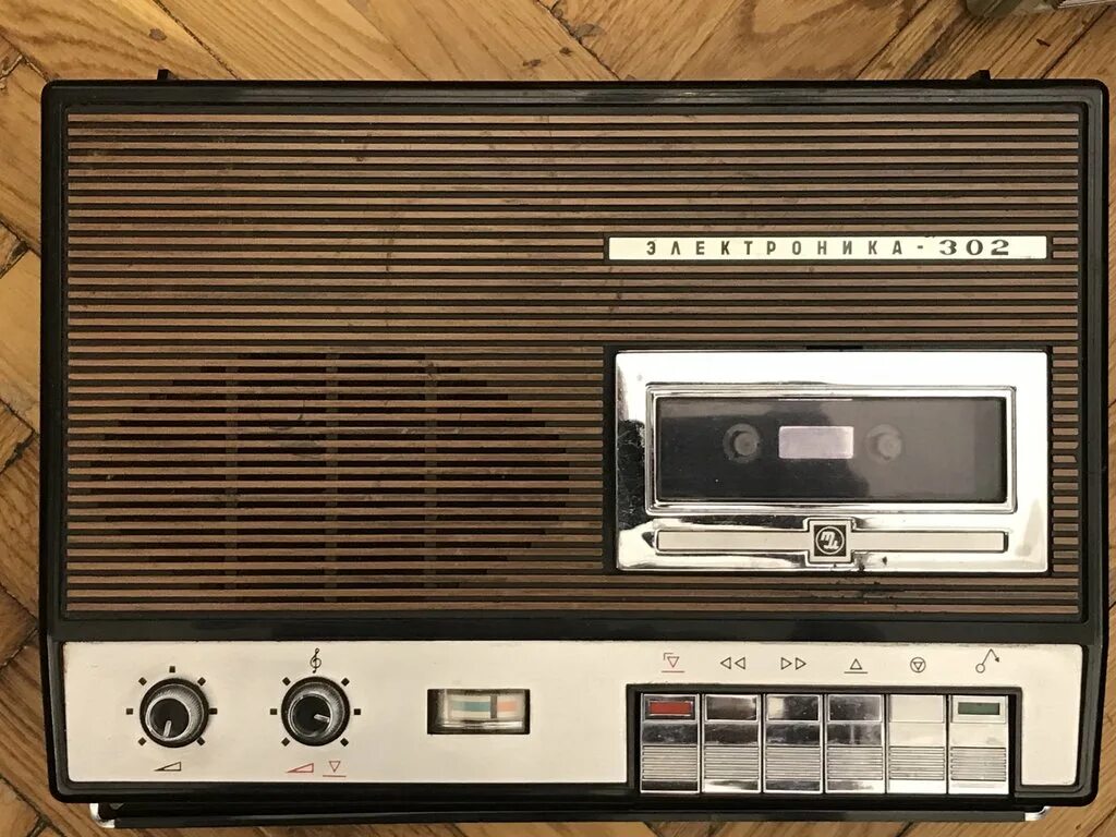 Sanyo m1700. Aeg magnetophon k1 - 1935. кассетный магнитофон электроника 311. кассетный магнитофон ссср 1974. кассетный магнитофон электроника 201.