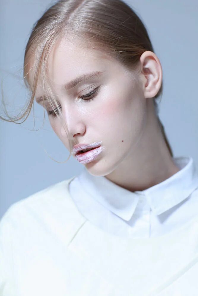 Mode модельного агентства. Позы моделей на подиуме. Модельное агентство mode. Позы для моделей на дефиле. Mode модельного агентства.