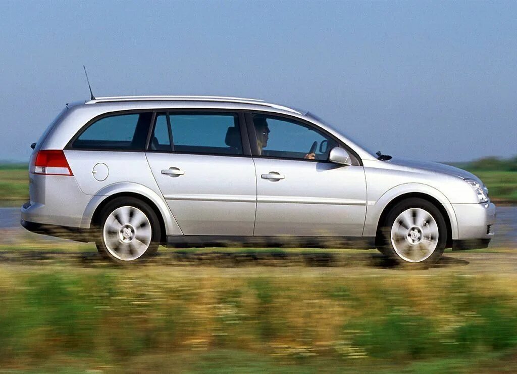 Опель Вектра с 2.2 дизель универсал. Opel Vectra Caravan. Opel Vectra Caravan 2002. Опель Вектра универсал 2008. Вектра караван