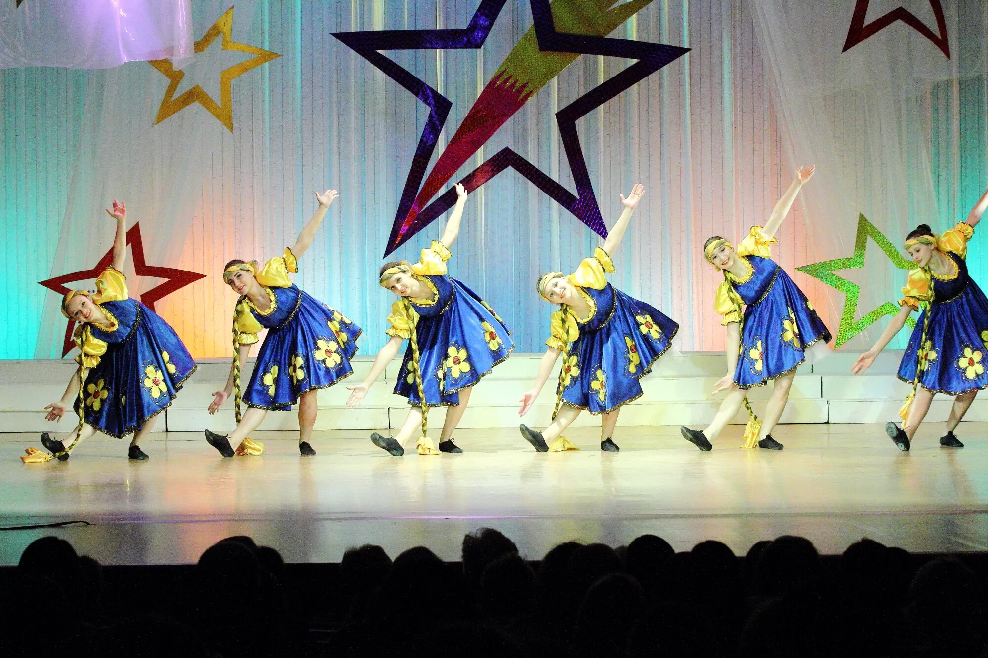 танец на конкурс талантов