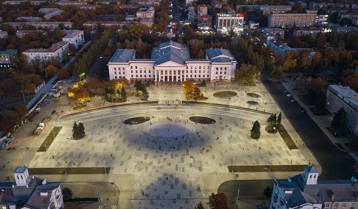 Краматорск вокзал ракета. Краматорск достопримечательности города. Краматорск видео. Краматорск 2000. Город львов сейчас.