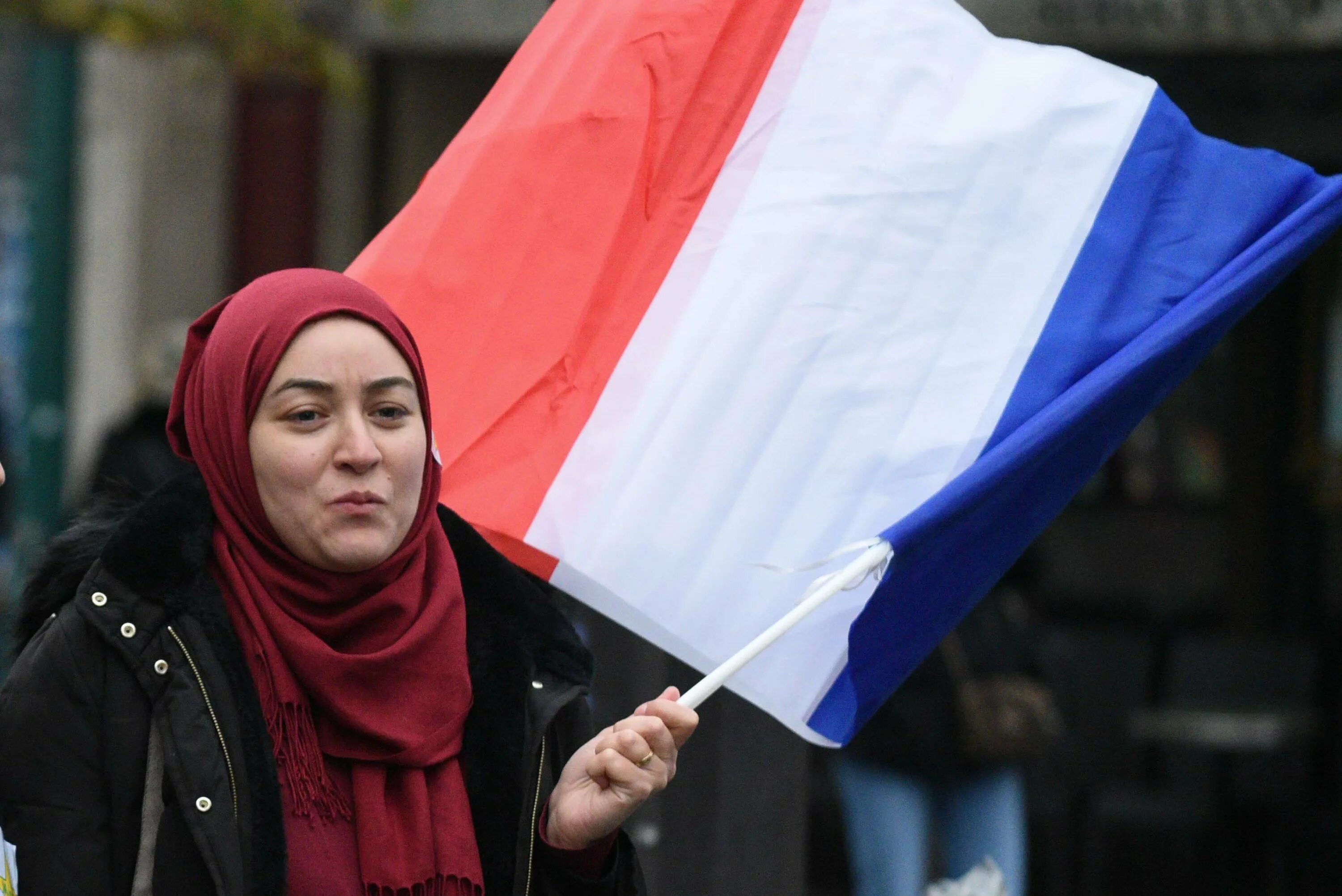 Мусульмане проблемы. Мусульмане во Франции. Исламофобия во Франции. Исламская Франция культура. Мусульмане во Франции проблемы.