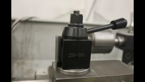 Вылет резца из резцедержателя