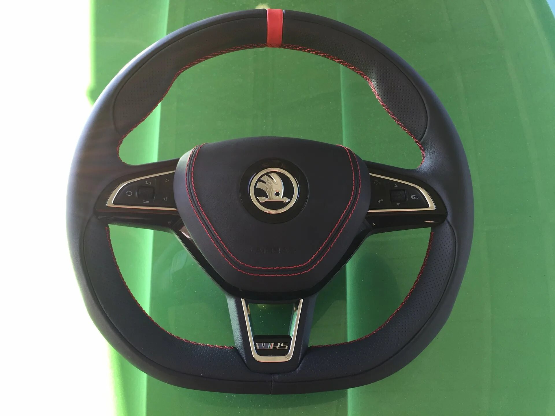 Руль рс. Руль шкода а7. руль skoda octavia rs.