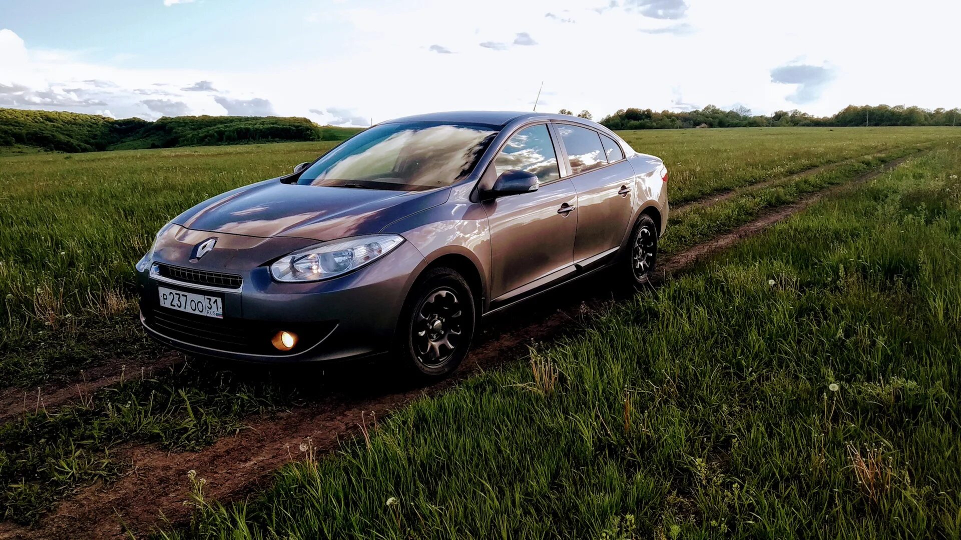 Renault fluence 1. Fluence ночь.