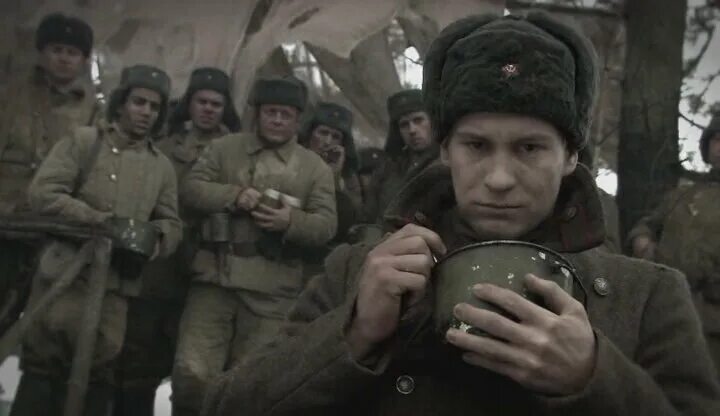 Разжалованный (2009). Разжалованный 2009 постер. Разжаловать. Разжалован. Постер.