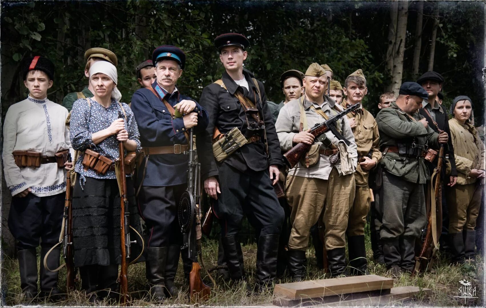 партизанская бригада карельский фронт. партизанский взвод. партизан отряд карельский фронт. лагерь партизан второй мировой войны. д.