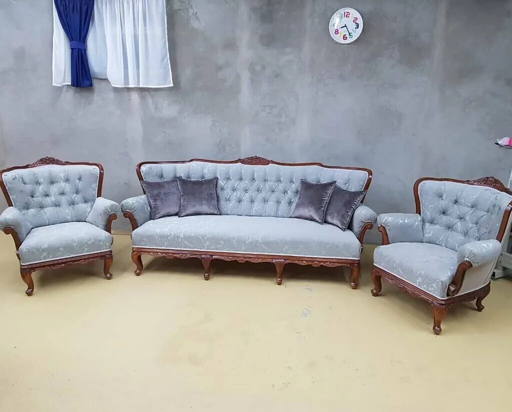 перетяжка мебели в березниках. мебель перетяжка фото до и после минск. перетяжка мебели в луганске лнр цены. перетяжка мебели в могилеве. красивая мебель перетяжка беларусь.