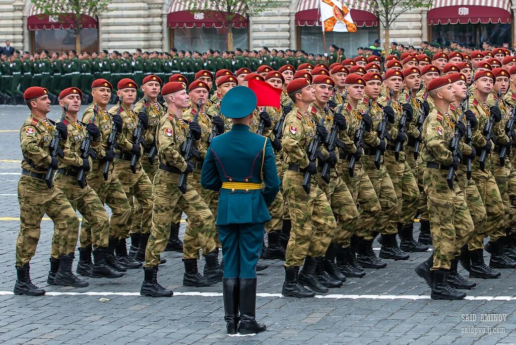 Парад войск в москве. Парад 2019 Москва Росгвардия ОДОН. Парад 2019 в Москве ОДОН. ОДОН Росгвардия Москва парад Победы. Парад Росгвардии 2019 ОДОН.