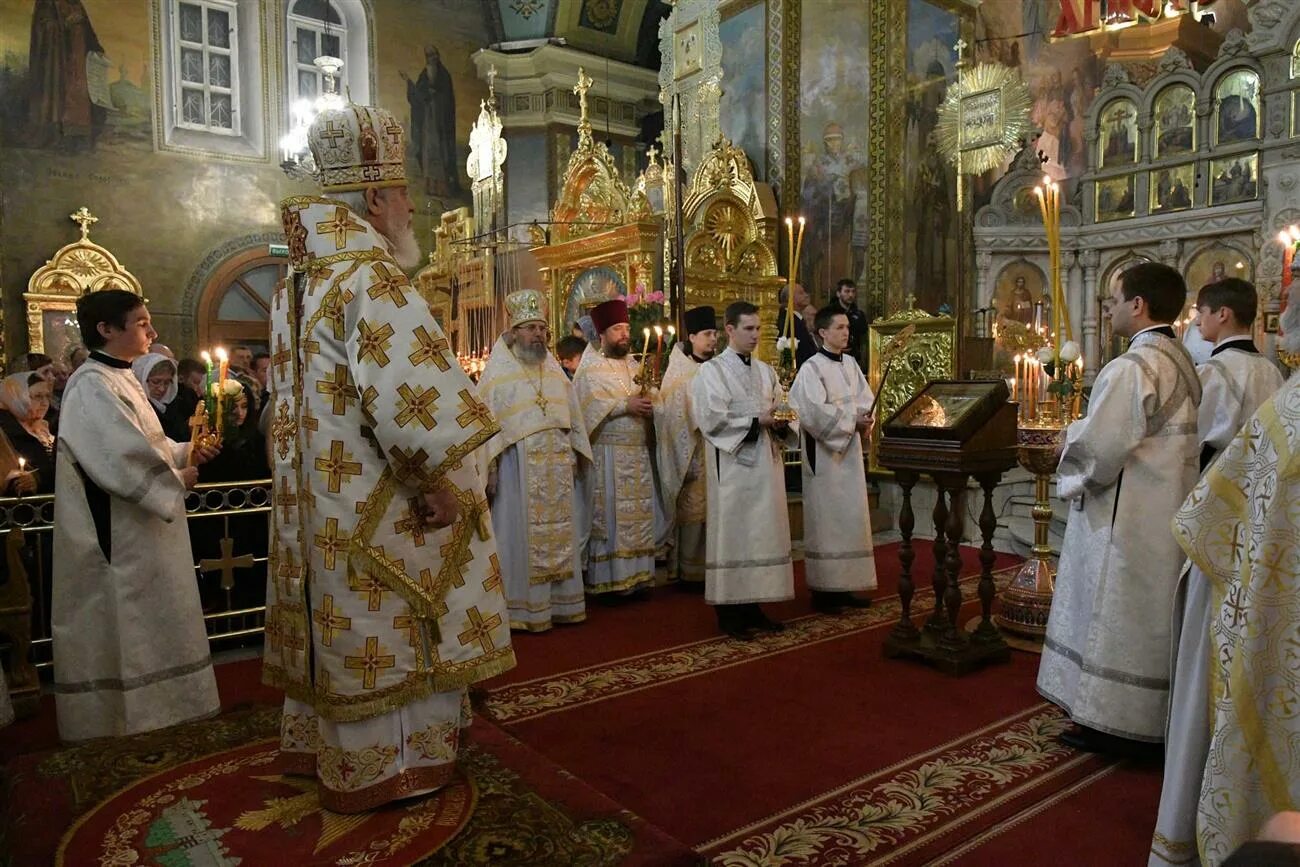покровский храм саратов официальный сайт. воронежская епархия покровский храм. покровский храм московской духовной академии. служба в храме. служба в покровском соборе.