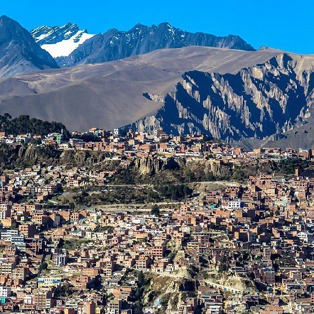 Пасет город. Ла пас город Южная Америка. Ла-пас Боливия высота над уровнем моря. Ла-пас (Южная нижняя Калифорния). Город лат.