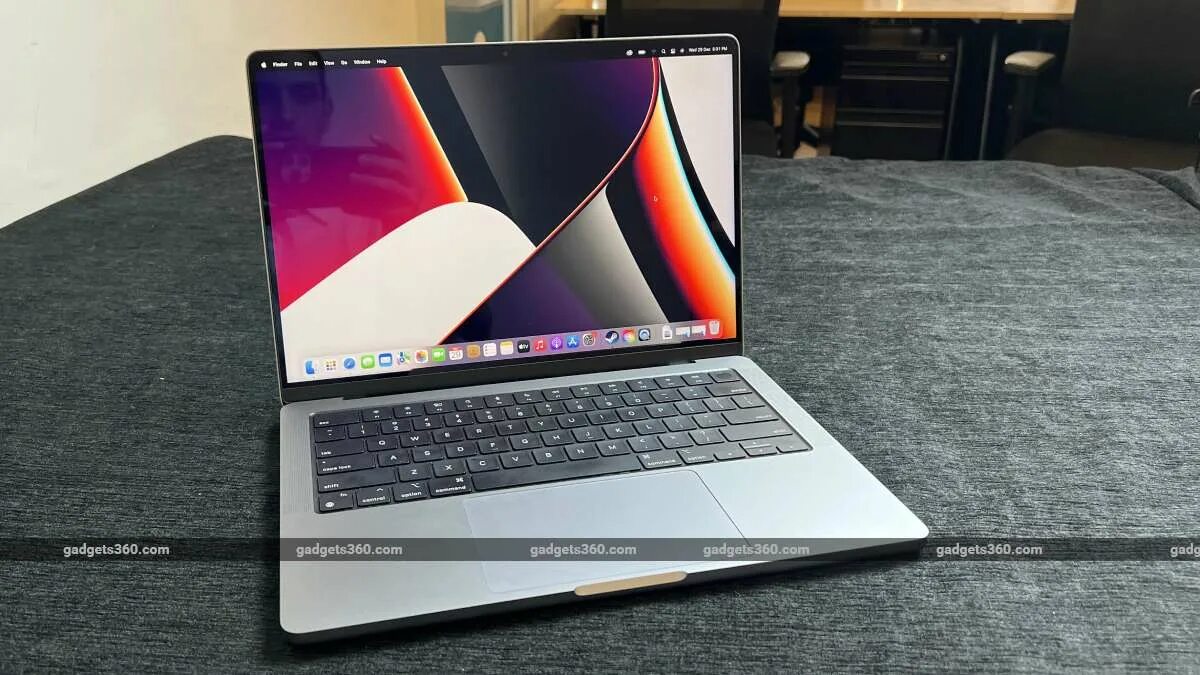Ноутбук 14 про макс. Macbook pro 14 m1 pro. Macbook pro 16 2023 m2. Macbook pro m2 2022. Apple macbook pro 14 m1.