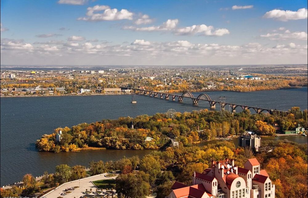 Современный днепр. Днепропетровск город. город днепр украина достопримечательности. днипро город украины. днипро днепропетровск.