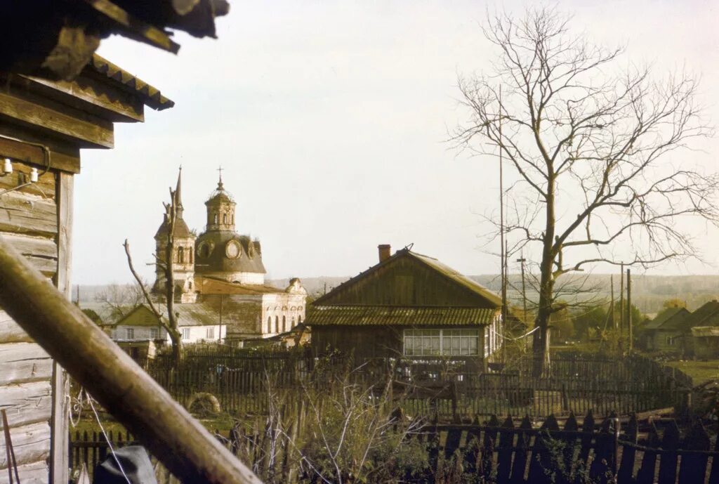 Тарусская область деревня. Село роща Тарусского района Калужской области. Роща Тарусский район. Калужская область г Боровск деревня роща. Храм Вознесения Тарусский район.