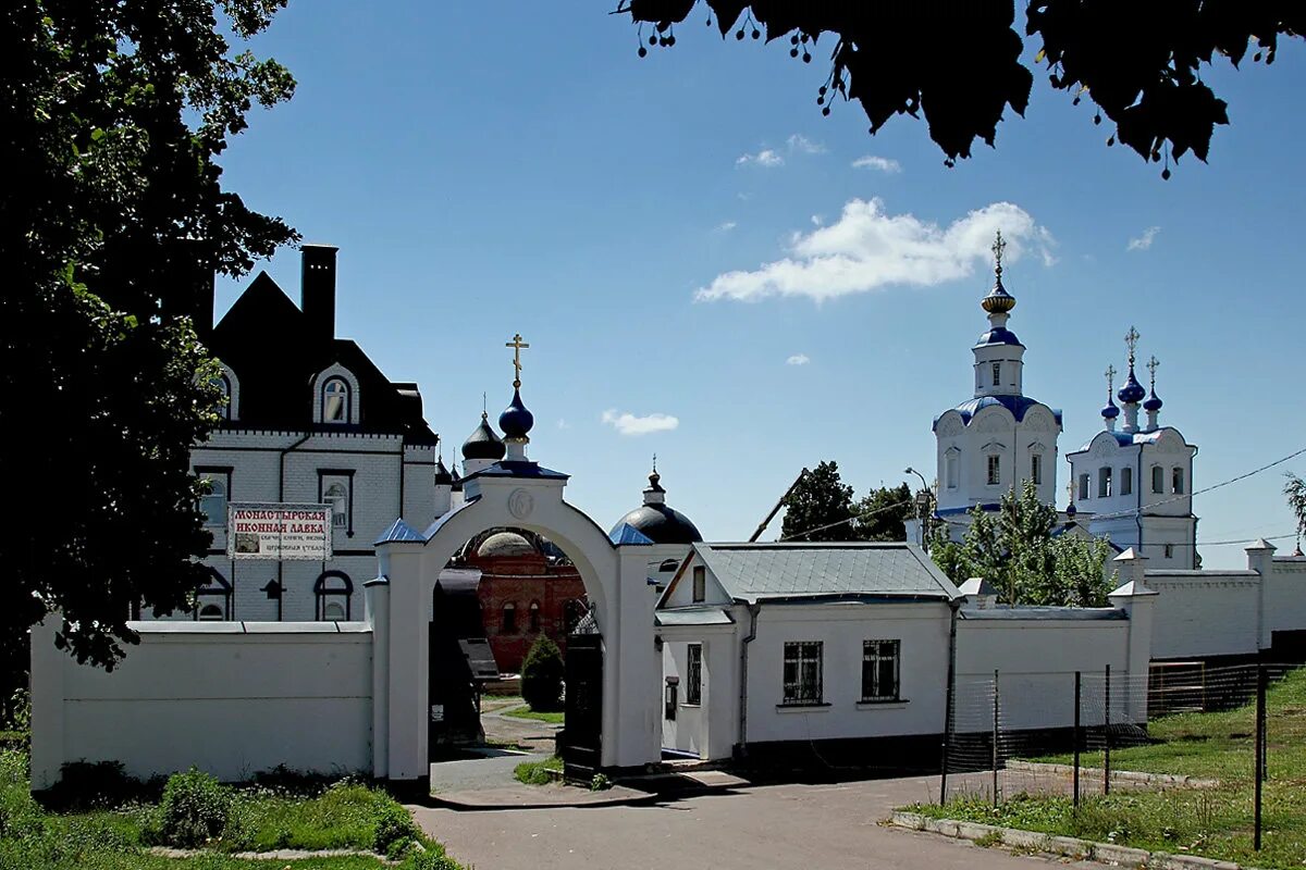 Свято успенский орел. Свято-Успенский монастырь (орёл). Свято Успенский монастырь города орла. Успенский мужской монастырь Орел. Свято-Успенский монастырь (орёл) храмы.