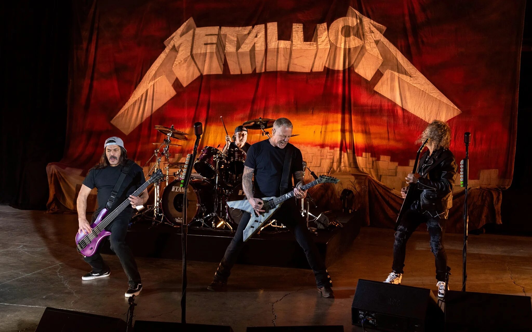 Металика хит. Группа Metallica. Группа Metallica 2021. Группа металлика сейчас. Metallica Live.